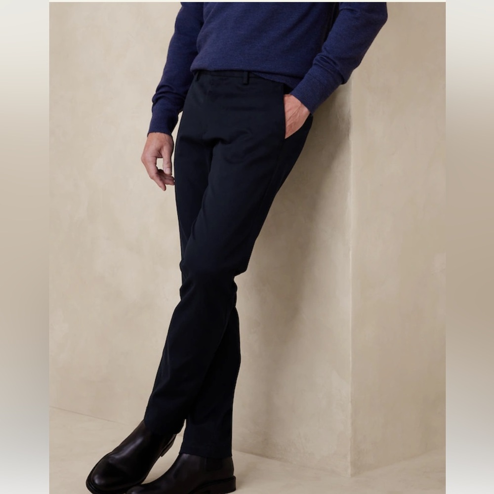 NWOT Men’s Gap Slim Stretch Chinos, Tapestry Navy, 32x34